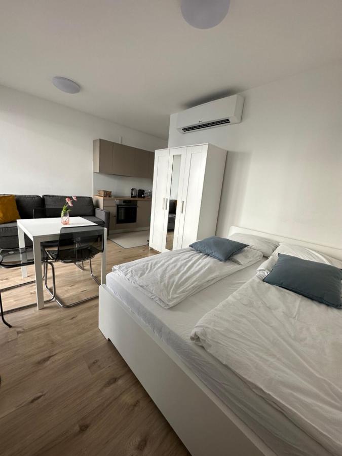 A 212, Apartments In The Heart Of Budapest Exterior photo