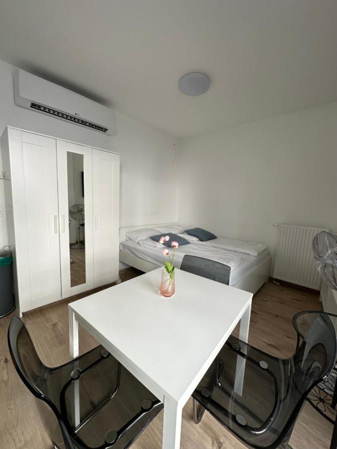 A 212, Apartments In The Heart Of Budapest Exterior photo